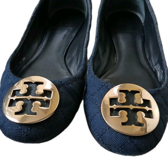 Tory Burch Womens 8 Quilted Denim Ballet Flats Navy Gold Logo Ballerina Preppy - Picture 2 of 6